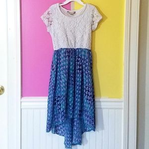 Beautiful flowy Summer/Spring dress